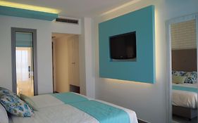 Cooee Kyknos Beach Hotel & Bungalows